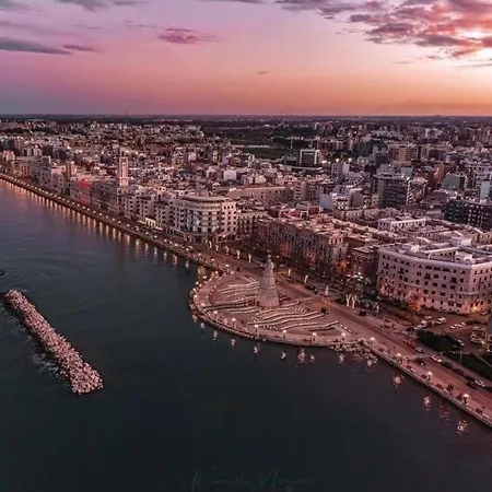 Nicole House Bed & Breakfast 4*