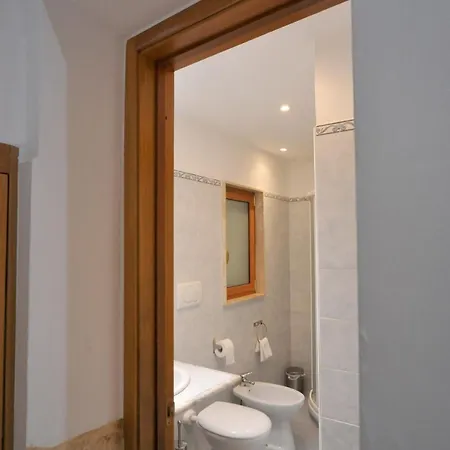 Bed & Breakfast Nicole House