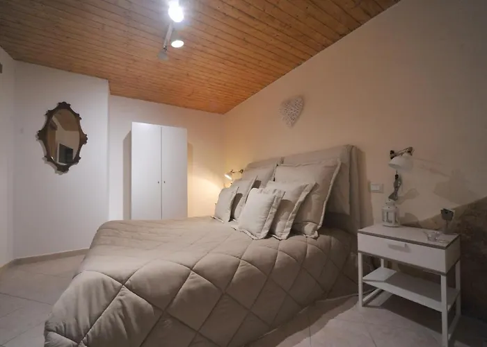 Alojamento de Acomodação e Pequeno-almoço Nicole House 4*