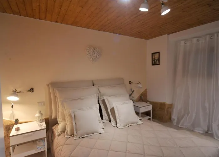 Nicole House Bed & Breakfast Bari