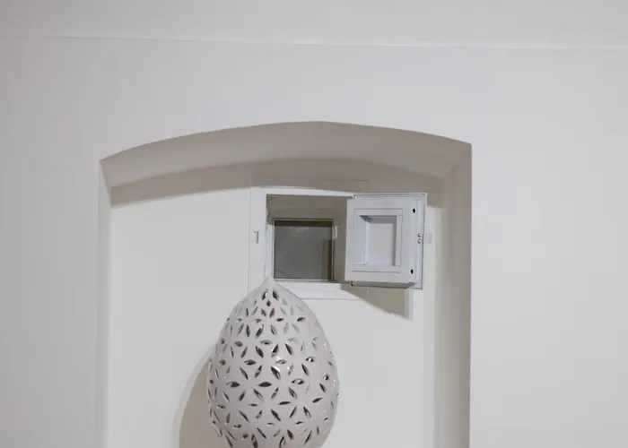 Nicole House Bed & Breakfast Bari