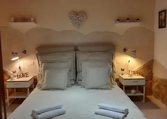 Nicole House Bed & Breakfast